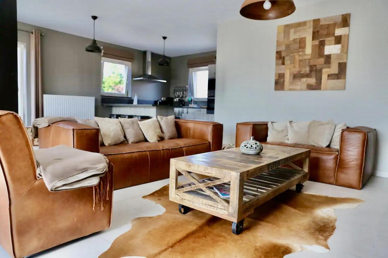 Loft En Duplex Avec Terrasse 3 Chambres Proche Pairi Daiza Mons Exterior foto